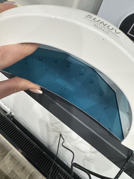 Лампа для манікюра SUNUV нова