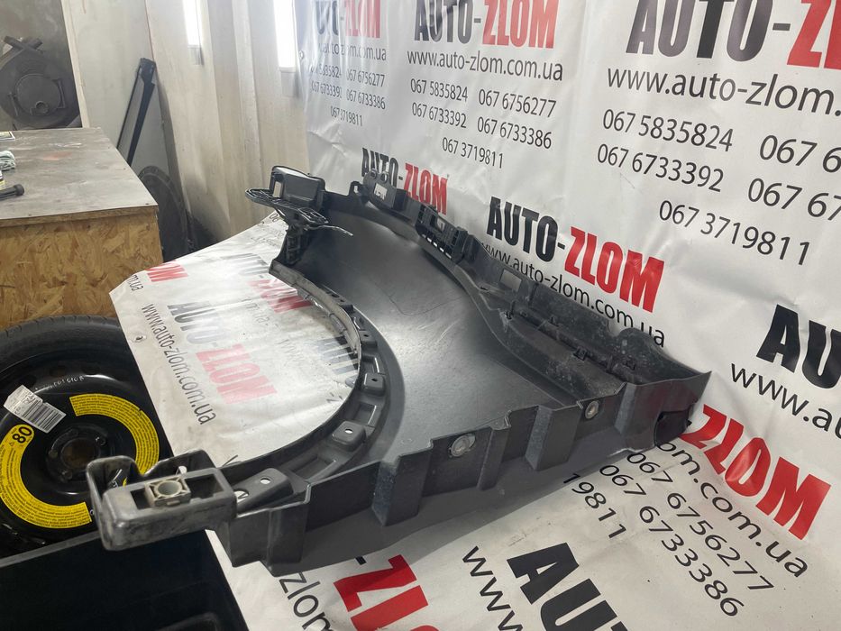 Крило праве Range Rover Evoque 2015-2018 BJ32-16A142-AA