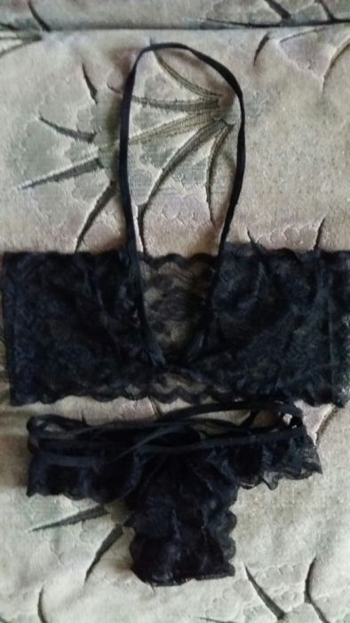 Кружевное белье р.40 xs топ,трусики комплект черный розовый