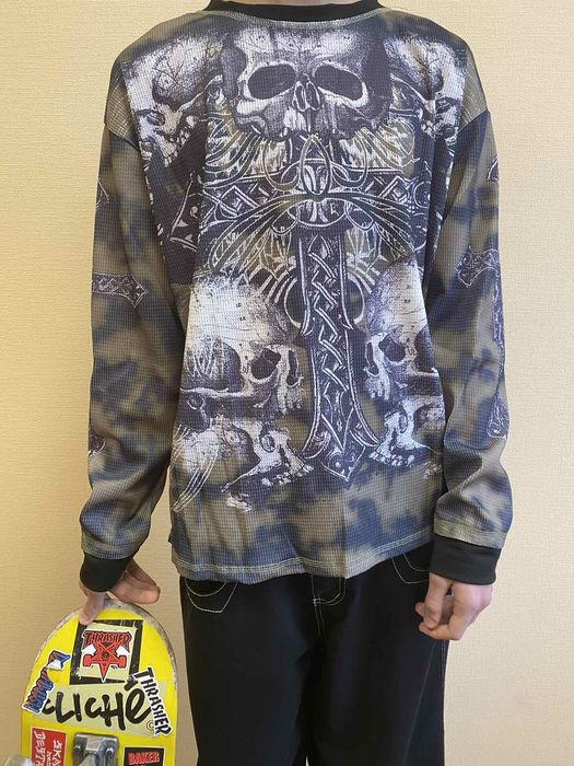 Продам лонгслив affliction sk8 y2k