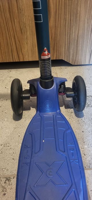 Hulajnoga maxi micro deluxe niebieska