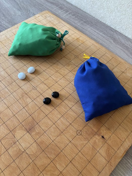 Настільна гра Го