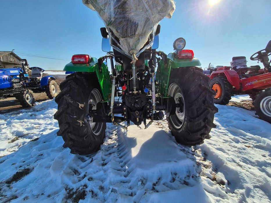 Трактор Синтай ТРКХ 240 LX широкая резина 2025