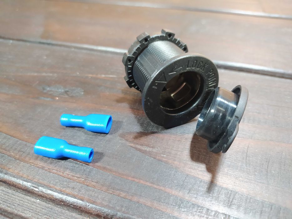 Порт прикуриватель для авто - мото техники SFV 5-28V