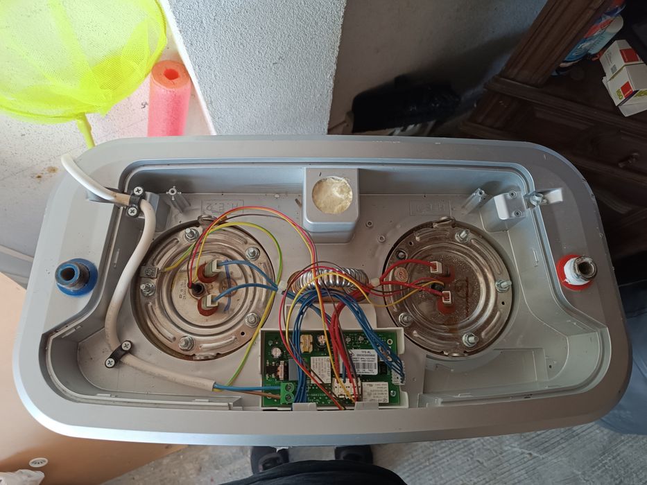 termo-acumulador Ariston 80 lt