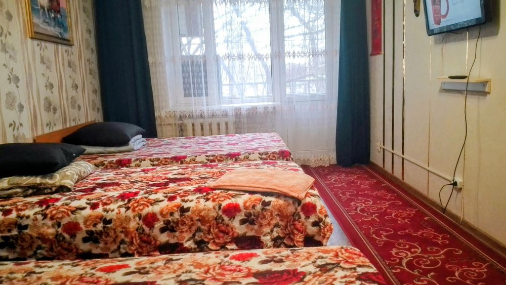 Посуточно 1 к.кв. проспект Центральный 124а, 3эт/9эт, wi-fi, 3 кровати