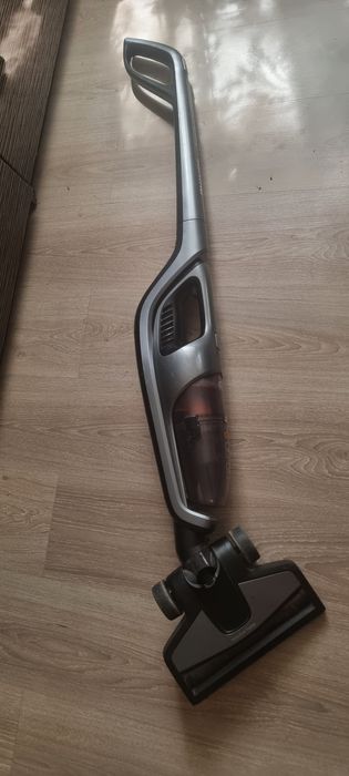 Беспроводной аккумуляторный Пылесос Philips PowerPro Duo