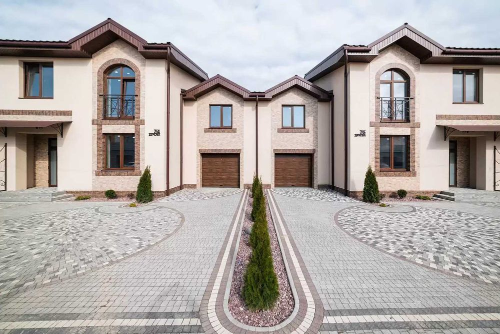 Сучасний таунхаус з власною земельною ділянкою в ТХ "Дулова" - DL 2.04