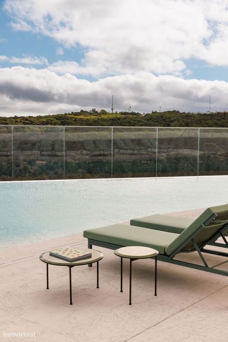 Apartamento T4 + 1 com piscina, Nova Campolide, Lisboa