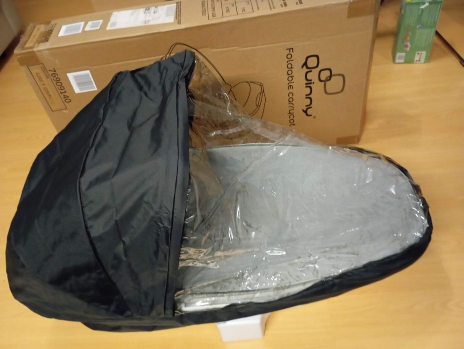 Alcofa dobrável Quinny foldable carrycot