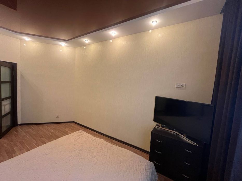 Продам Квартиру 2 к, собстреник, центр, Левада,стрелка