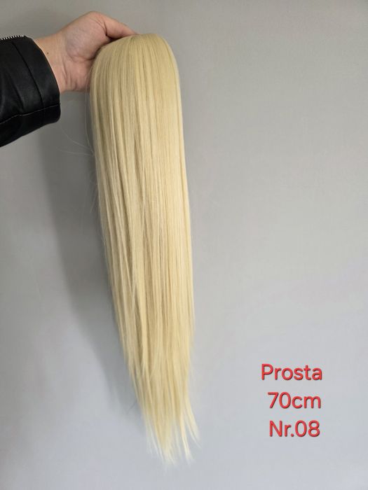 Kucyk doczepiany na siatce Prosty 70cm. Kolor jasny blond nazywany kolorem 613.  Włos bioproteinowy-termiczny. Jakość premium!