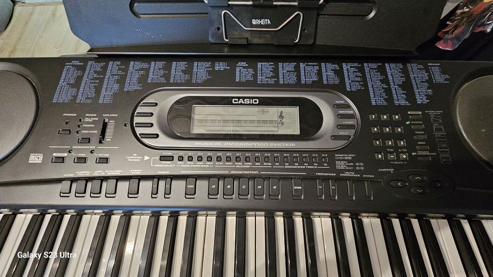 Keyboard Casio WK-1600