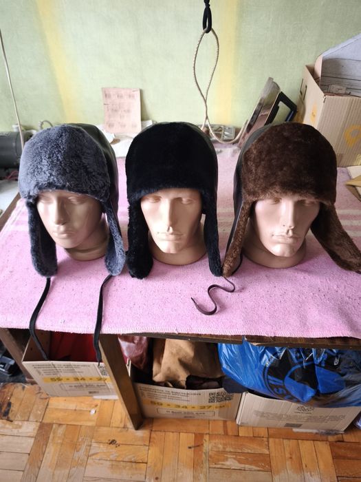 Распродажа новых шапок ушанок из натуральной кожи и меха-по-800грн.