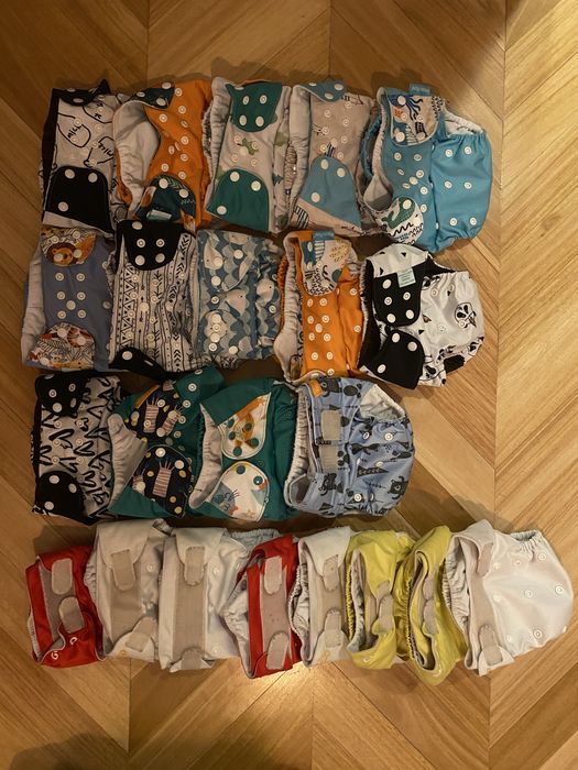 Conjunto de fraldas reutilizaveis e absorventes
