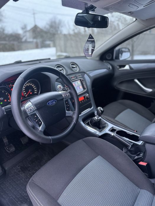 Офіційний Форд Мондео з пробігом 84 тис/км