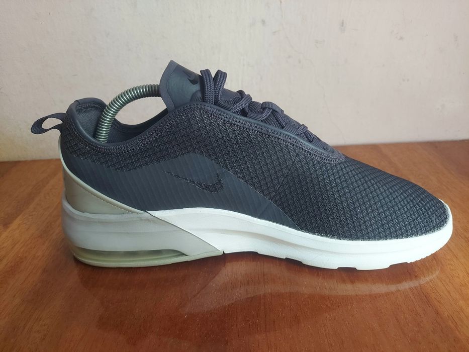 Кросівки Nike Air Max Motion 2 оригінал