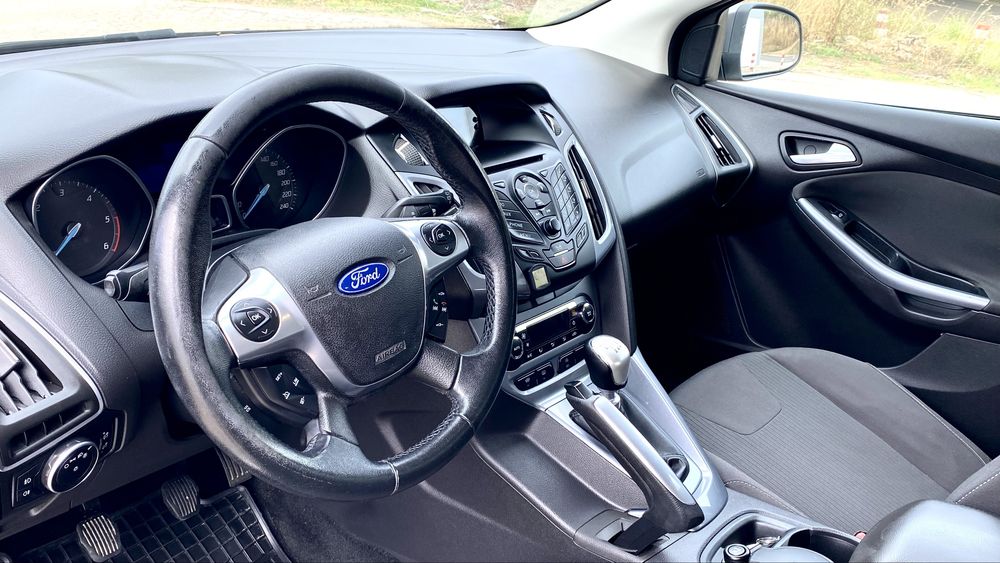 Ford Focus SW — fotografia 8