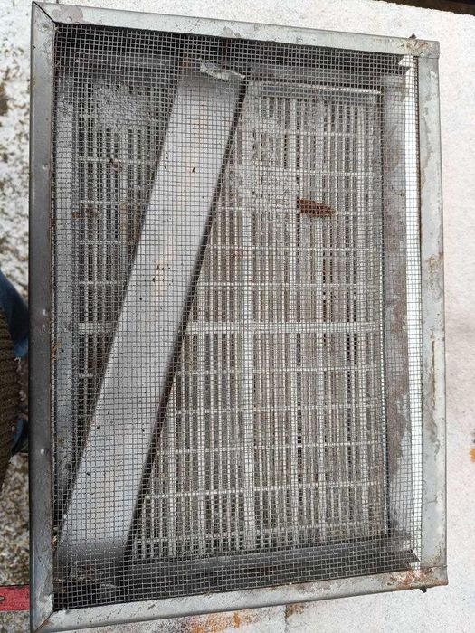 Ізолятор 1 рамковий (Дадан) 435*300, сітка.