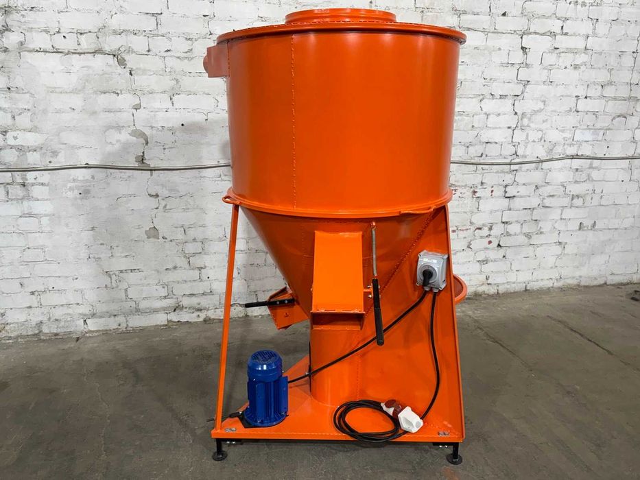 Кормосмеситель КС 300/Кормозмішувач КС 300