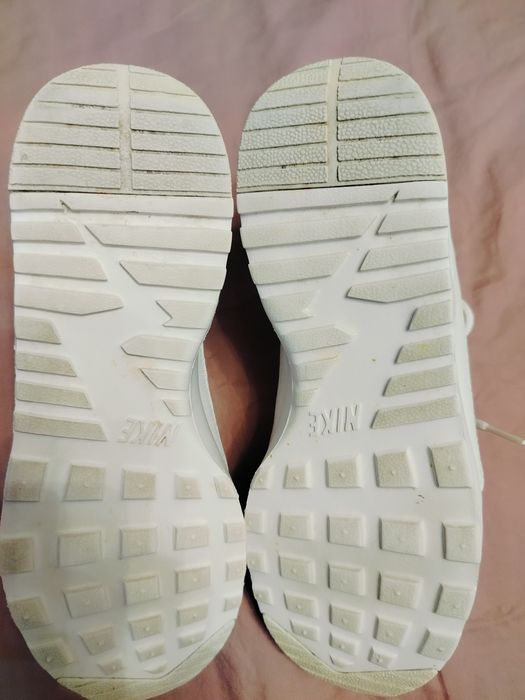 Sprzedam  buty Nike