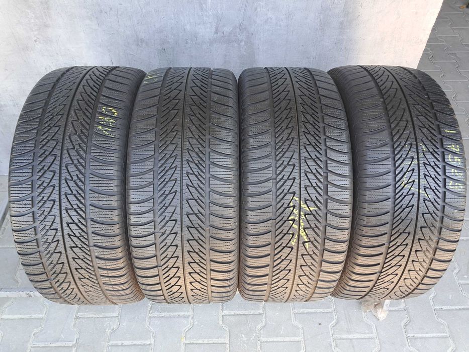 Резина зимова, Good Year Ultra Grip 8 Performance AO 285/45 R20 (арт.17529)