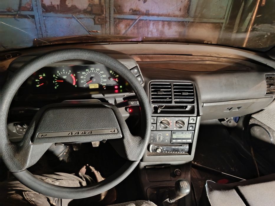 Панель приборов, торпеда ваз 2110-2112