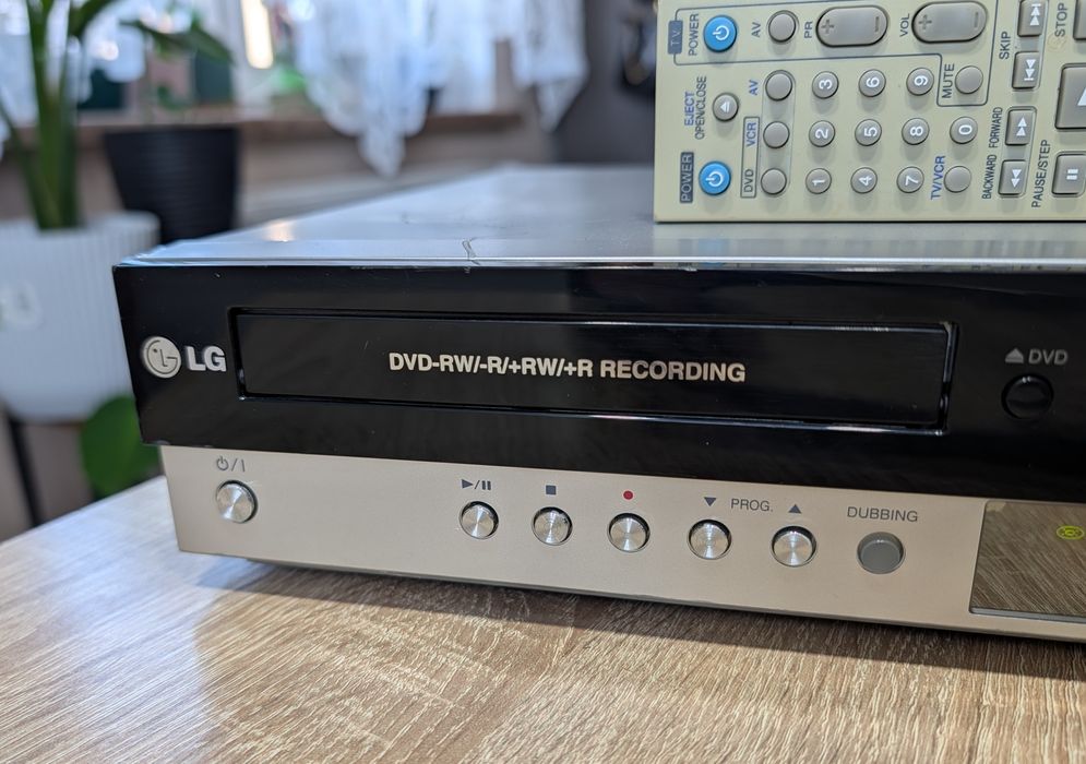 LG RC 185 #Nagrywarka DVD VHS #6HD #Hi-Fi Stereo #DivX #DV #Pilot #Przegrywanie VHS na DVD