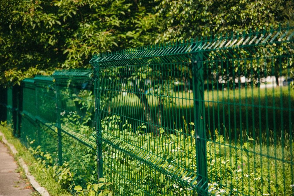 Секційна огорожа 3Д зі зварної сітки від виробника, доставка, монтаж