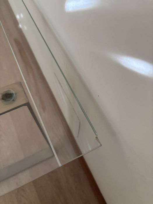 Mesa de centro em vidro