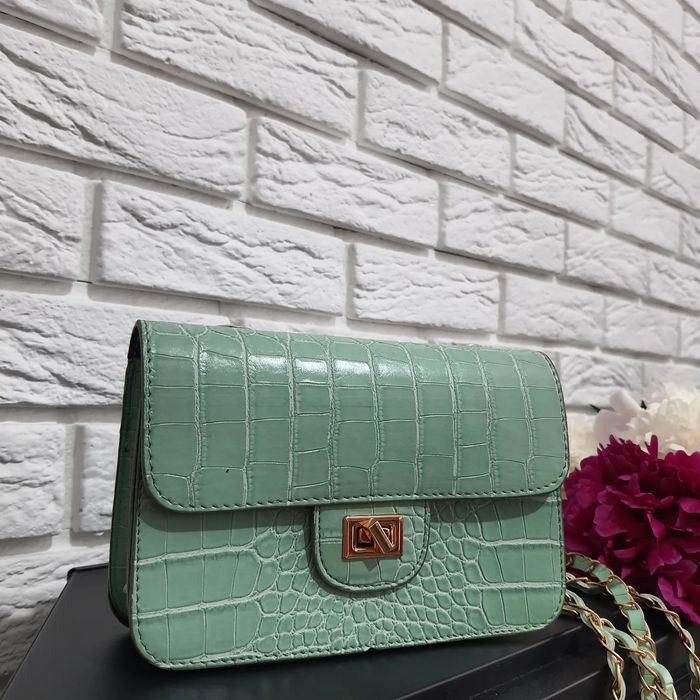 Жіноча сумочка зелена