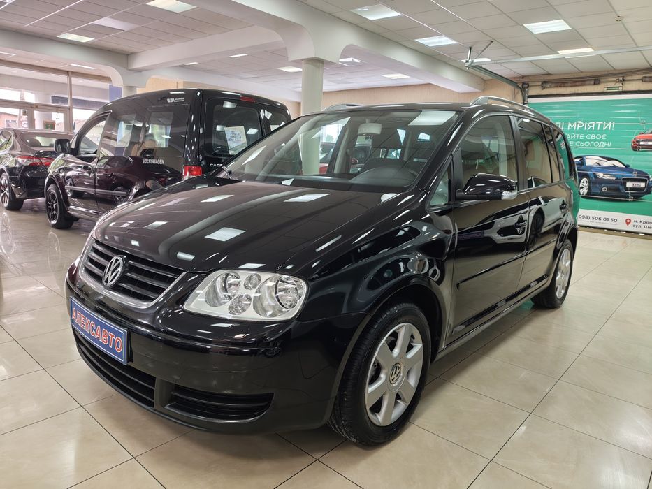 Volkswagen Touran 1.6МРі 8V 5МКПП 2006 р.в. (102 к.с.)
