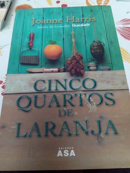 Vendo livro Cinco Quartos de Laranja