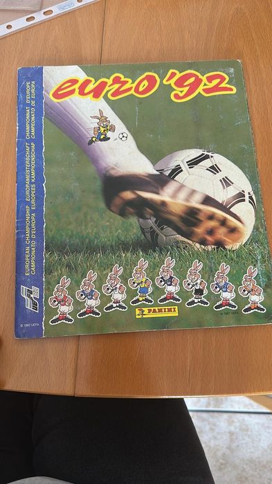 Cadernetas de futebol completas