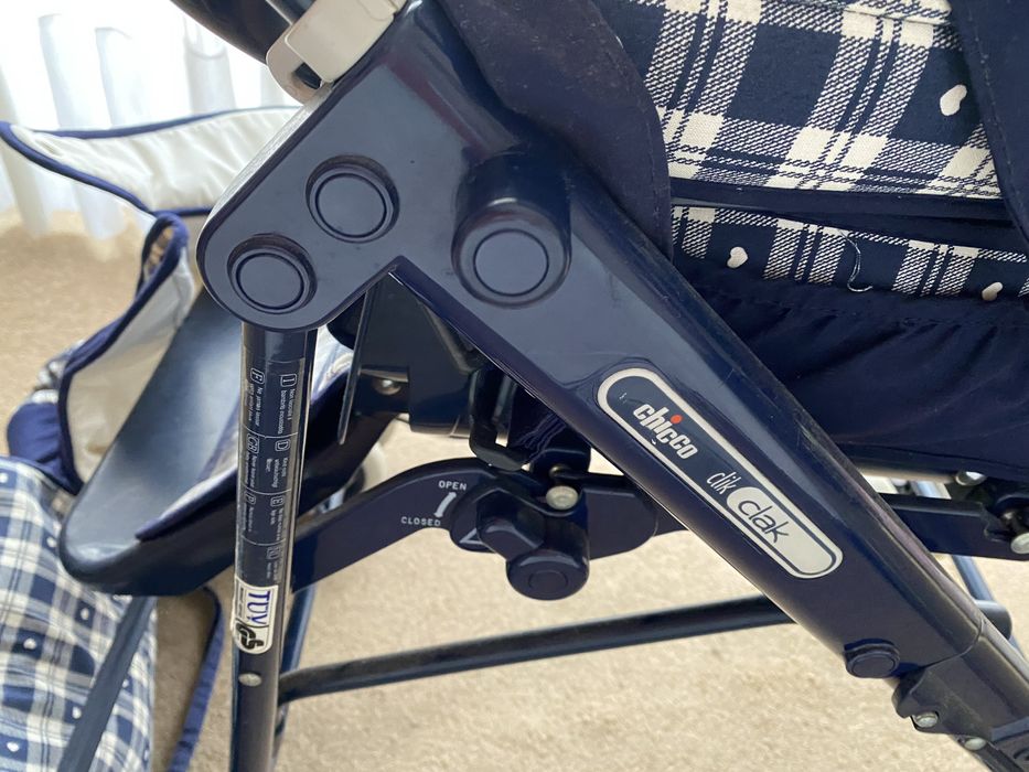 Carrinho passeio Chicco Clik Clak