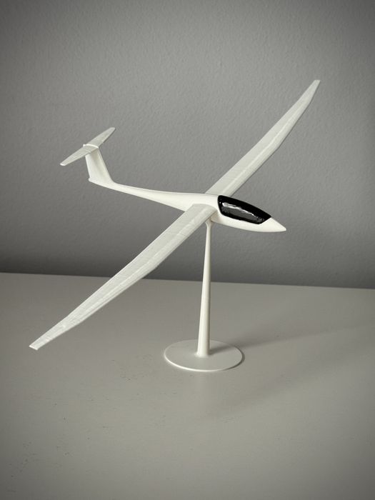 Model szybowca do sklejenia