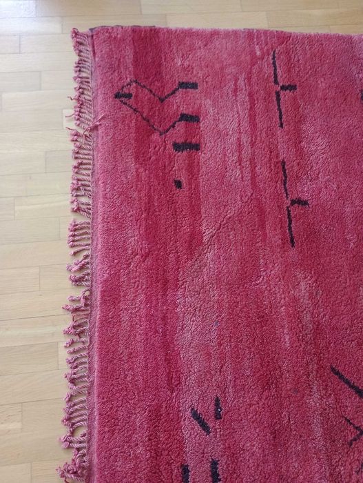 Dywan wełniany 200 x 145 cm koralowy