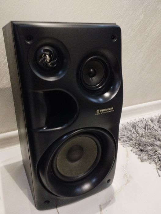 Колонки PIONEER S-P550