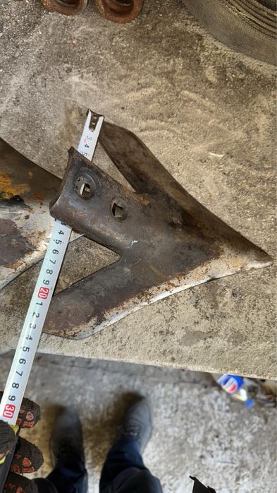 Лапи культиватора стрілки