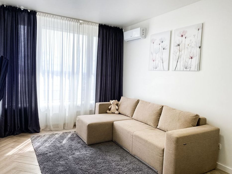 Сдам посуточно! Свободна! ЖК Славутич, Заречная 2К2, новая квартира