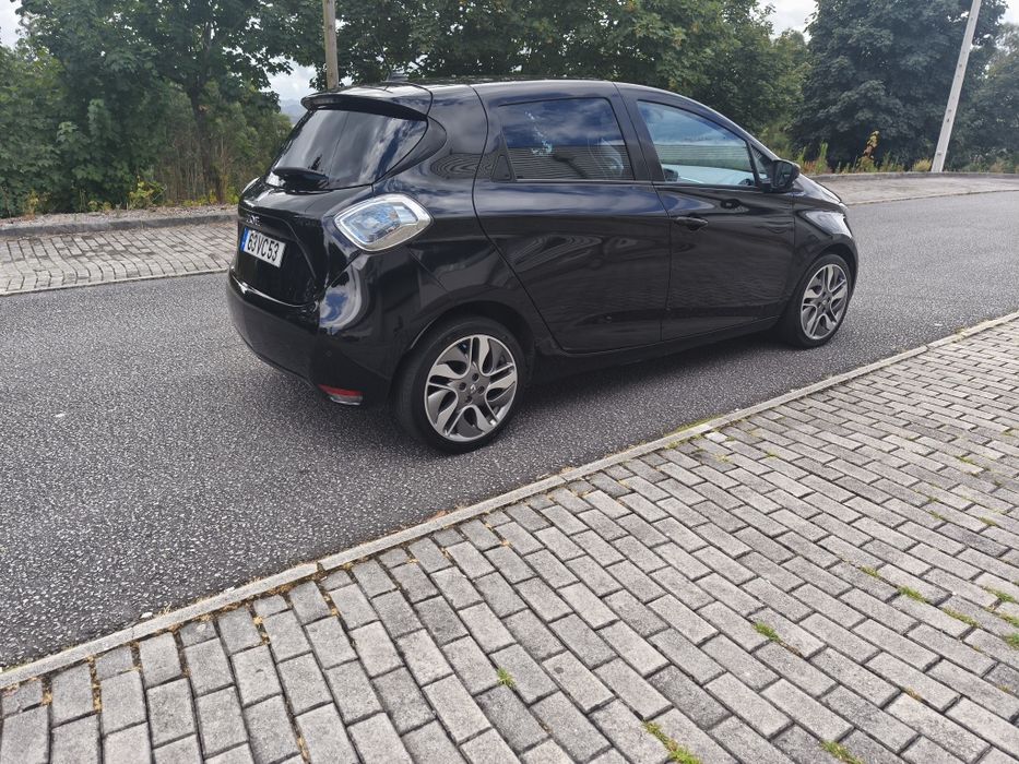 Vendo zoe 22kw bateria própria