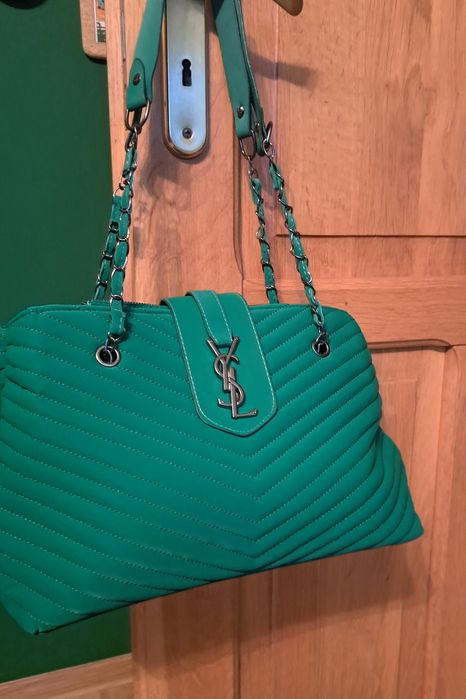 Torebki damskie guess ck