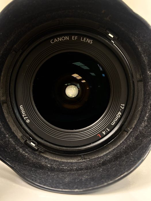 Фотоапарат Canon 60D та обʼєктив 17-40 1:4 L