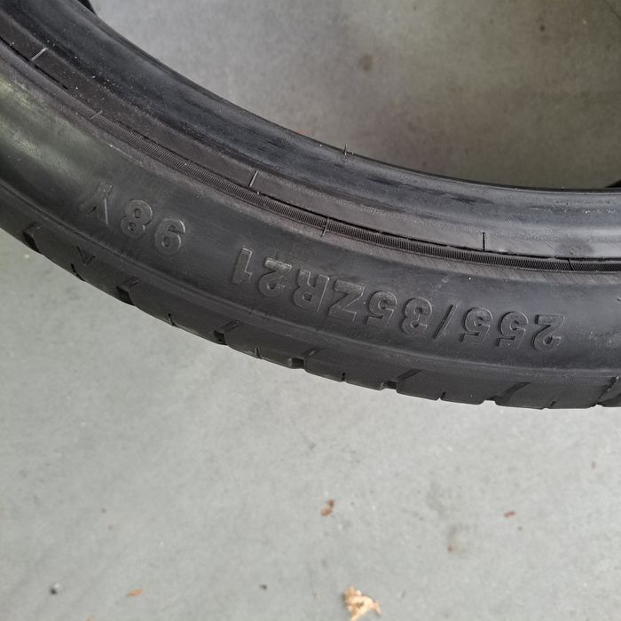 2 pneus Radar Dimax R8+ 255 35 R21