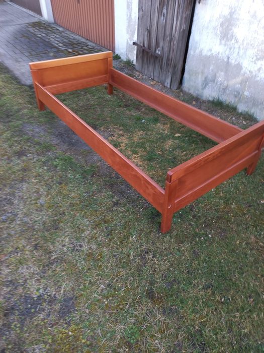 Łózko na sprzedaż