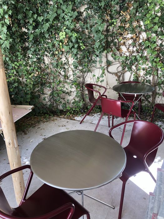 7 mesas de Inox dobráveis de exterior Zara Home - Novas