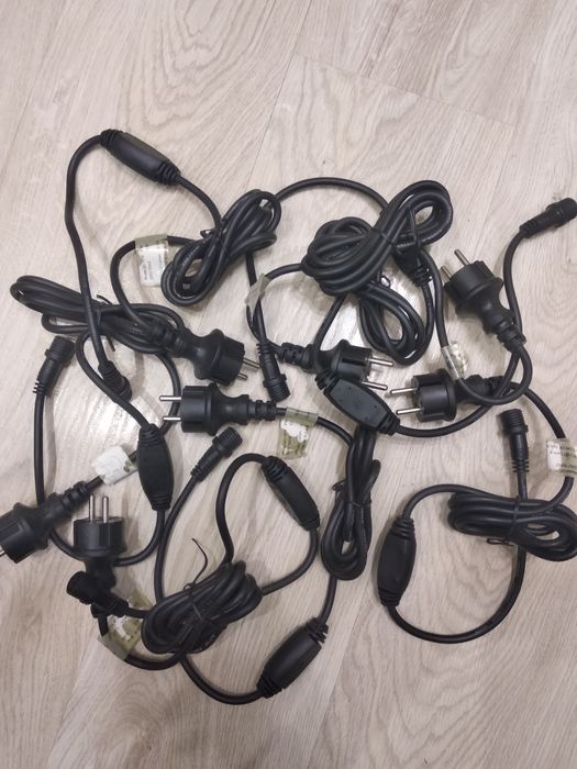 Коннектор для гірлянд