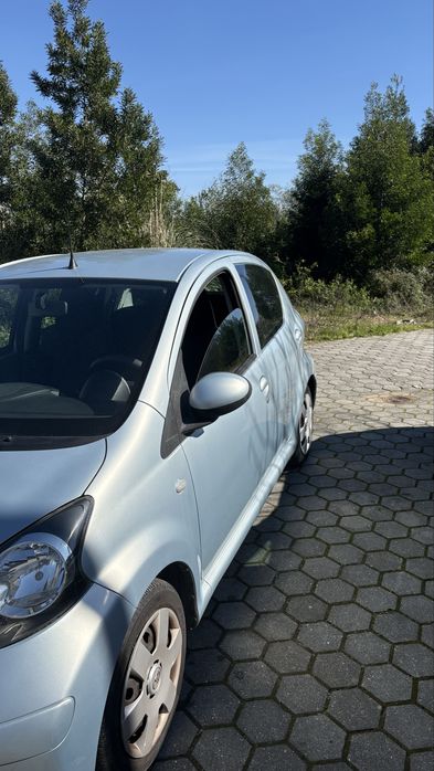 toyota aygo bom estado