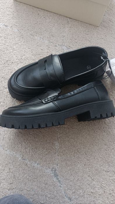 Mokasyny loafersy