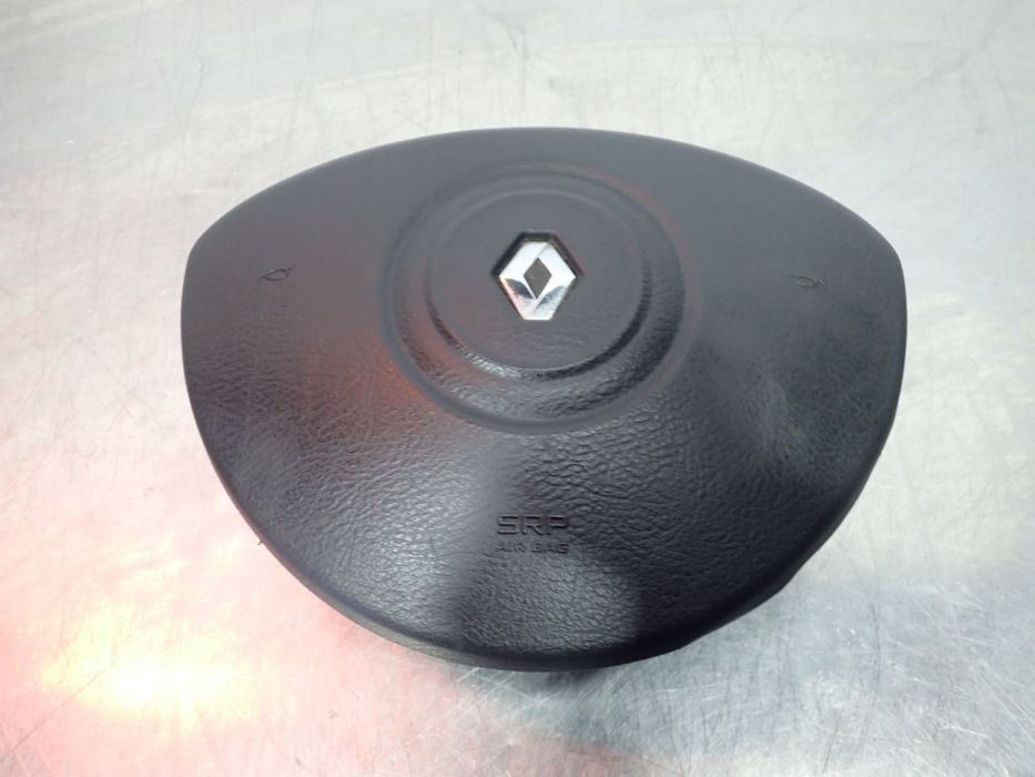 PODUSZKA KIEROWCY RENAULT CLIO III LIFT 8200677492